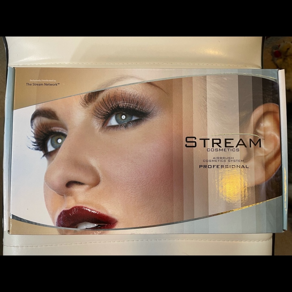 Airbrush Makeup and Spray Tan System